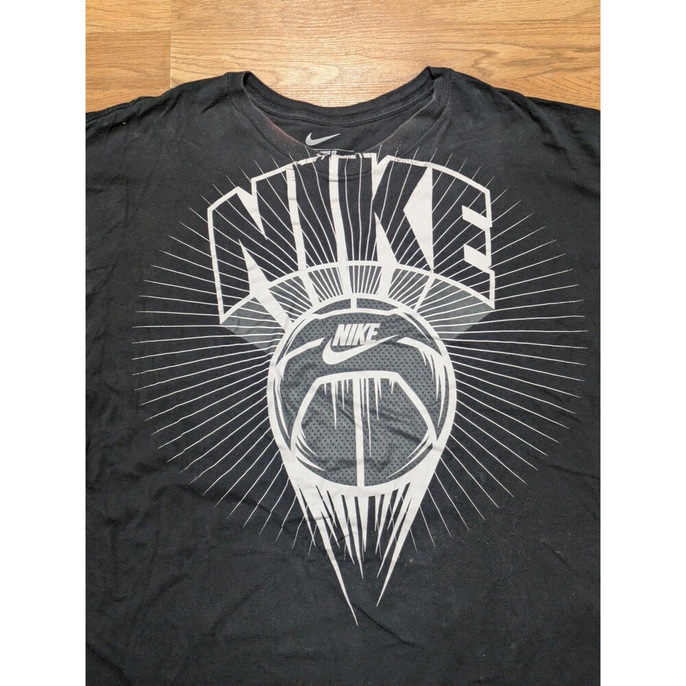Nike Men's Loose Fit Short Sleeve Graphic T-shirt, Black, XXL